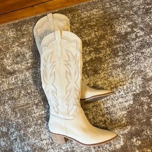Dolce Vita Shiren Western Boots